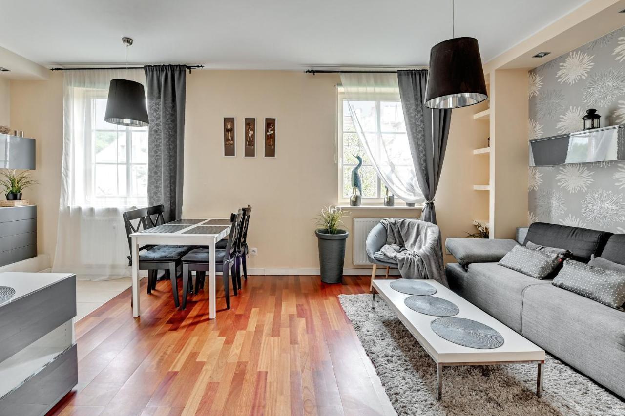 Apartament Pod Trzema Niebieskimi Kaczorami Lejlighed