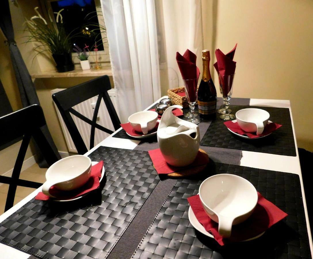 Apartament Pod Trzema Niebieskimi Kaczorami Lejlighed